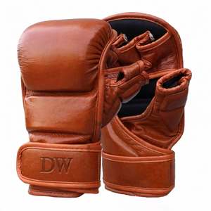 Gants de boxe et de MMA personnalisables OEM en PU marron 16oz, légers, unisexes, pour l'entraînement et le combat en arts martiaux - Product Image 1