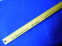 Regla de Madera Portátil Resistente DANKING DK-436 de 100 cm, Color Marrón, para Sastrería, Trabajo Textil y Herramientas Manuales de Quilting