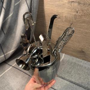 ชุดเครื่องมือบาร์เคลือบเงินพรีเมียม อุปกรณ์เสริมทันสมัย ทนทาน เหมาะสำหรับบาร์เทนเดอร์ ใช้ในบ้าน คาเฟ่ บาร์ ร้านอาหาร และงานอีเว้นท์ - Product Image 5