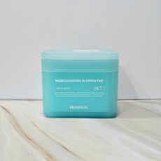 Mediheal LJYB Madecassoside Trace Toner Pad, Confezione da 100 Fogli, Prodotto per la Cura della Pelle in Offerta - Product Image 1