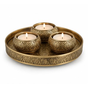 Bandeja de Regalo Festiva de Latón Antiguo para Velas de Té - Decoración Artesanal para el Hogar al por Mayor - Product Image 1