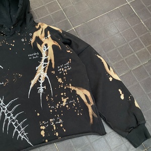 Nouveau sweat à capuche effet vieilli avec motif graphique cyber-gothique et imprimé grand œil au dos, teinture décolorée - Product Image 3