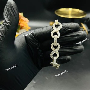 Unique Design Moissanite Diamond <b>Bracelet</b> with High Clarity Stones Perfect Gift for Women and <b>Loved</b> Ones Available at Good Price - Product Image 2