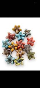Perles de verre Murano multicolores en cristal soufflé, plates 3D à cinq pétales, en vrac pour la fabrication de bijoux DIY - Product Image 2
