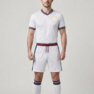 Conjunto de Camiseta de Fútbol Blanca para Hombre, Cuello en V, Manga Corta, Logotipo Bordado, Pantalones Cortos Transpirables de Poliéster con Cordón Ajustable, para Todas las Temporadas - Product Image 2