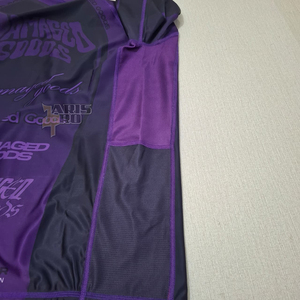 Rashguard de compression pour femme, manches longues, violet et noir, sublimation personnalisée, anti-UV, pour MMA et BJJ - Product Image 4