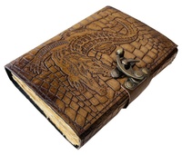 Cuaderno de tapa dura con patrón de piel de cocodrilo en relieve de cuero genuino 100% con C-Lock de latón antiguo y papeles de Arte de cubierta en blanco