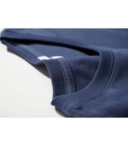 Sweat à capuche pour homme à manches longues pour l'hiver avec poche, tissu en molleton 100% coton, léger et respirant pour les entraînements et les activités de plein air - Product Image 4
