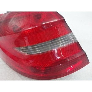Luz Trasera Izquierda Usada Clase B A2468200164 - Product Image 2