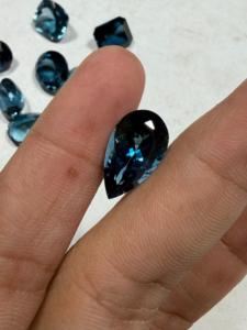 Topaze bleue de Londres en gros, coupes ovales et coussin, pierres précieuses naturelles facettées de 5 à 10 carats pour la fabrication de bijoux - Product Image 5