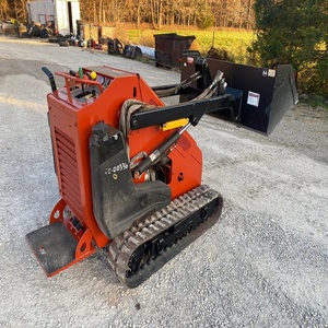 Minicargadora con Sistema Hidráulico Eaton Aprobada por Ditch-Witch, Bomba de Motor con Cilindro Hidráulico y Rendimiento de Motor Potente - Product Image 1