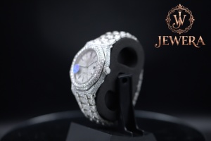 Reloj de Acero Inoxidable Plateado Mossinate Premium, el Más Vendido, Duradero y Elegante, con Detalles de Diamantes Brillantes - Product Image 3