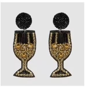 Accessoires de mariage faits à la main en résine pour femmes, ensemble de bijoux et de sacs à main en perles de verre pour marques à marque privée - Product Image 6