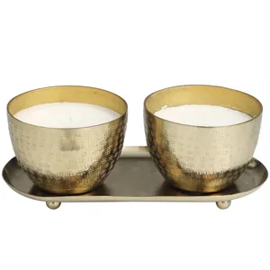 Fabricant OEM/ODM de bougeoirs décoratifs dorés pour collections internationales de produits de décoration intérieure pour Noël et événements religieux - Product Image 5
