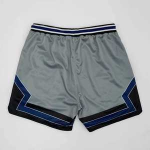 Shorts de basketball unisexes personnalisés, écologiques, à séchage rapide, imperméables, respirants, avec taille élastique en Spandex/Polyester pour adultes - Product Image 3