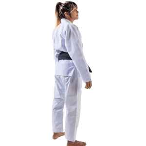 Kimono de karaté professionnel de qualité supérieure, vêtements d'entraînement durable pour les arts martiaux avec impression de logo personnalisée, unisexe - Product Image 3