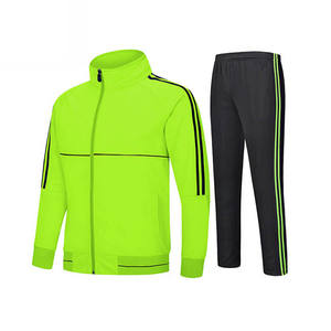 Ensemble de survêtement pour homme de qualité supérieure, design personnalisé, style streetwear, vente en gros, tendance 2026, 4 options de couleurs - Product Image 5