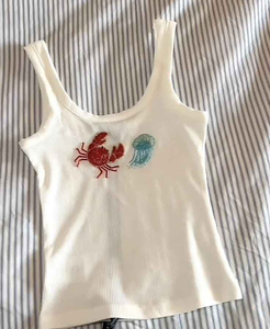 Débardeur côtelé en coton pour femme avec perles et broderie olive – Vêtement d'été décontracté, idéal comme sous-vêtement ou tenue intérieure - Product Image 1