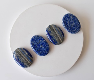 Piedras Planas Pulimentadas de Lapislázuli de Alta Calidad al por Mayor para Meditación, Decoración y Regalos - Product Image 2
