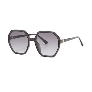 Gafas de Sol RTS Trends 2026 de Alta Calidad Hechas a Mano con Armazón de Acetato Poligonal, Lentes de Nailon con Protección UV para Unisex - Product Image 3
