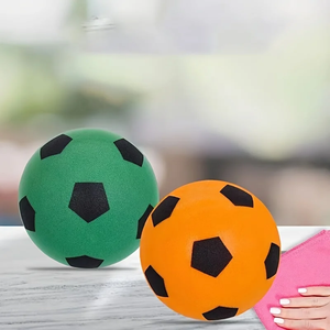 Ballon de football silencieux en mousse solide pour intérieur, 5 tailles |   Couture manuelle, simili cuir, couleurs mélangées, adapté aux adultes - Product Image 4