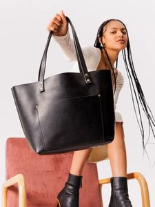 Genuine Full Grain <b>Leather</b> Tote Bag for Women <b>Large</b> Capacity Handbag - Product Image 2