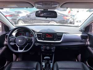 White Used 2019 Stonic Compact SUV 5 Door <b>City</b> Car Roof Rails Economical Diesel Korean Used Car <b>Second</b> <b>Hand</b> Car Best Quality - Product Image 3
