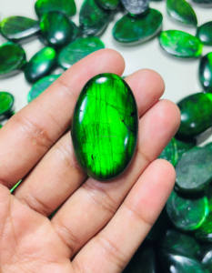 หินลาบราดอไรต์ทรงหลวมทำด้วยมือสีเขียวธรรมชาติเกรด AAA สำหรับทำเครื่องประดับ - Product Image 4