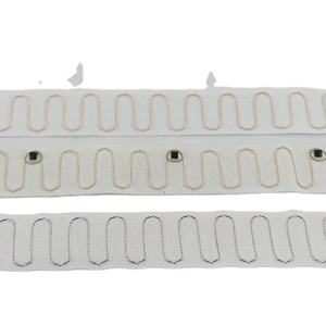 Tissu chauffant fin et doux pour vêtements d'hiver et équipement d'extérieur - Product Image 1