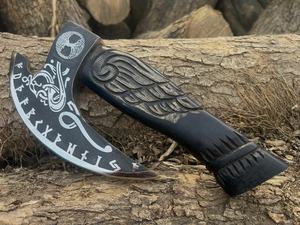 Cortador de Pizza Estilo Vikingo Hecho a Mano, Cuchilla Grabada de Acero con Alto Contenido de Carbono, Mango de Madera, Grado Industrial Personalizado, Pasha Enterprises - Product Image 6