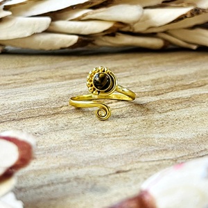 Nouvelle Collection 2026 : Bagues Œil de Tigre Bohème en Laiton Plaqué Or 18 carats pour Femme – Bague Spirale Délicate pour Vente en Gros/OEM/ODM - Product Image 1