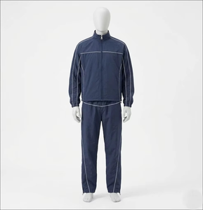 Ensemble de survêtement léger en nylon à capuche, ensemble de sport à fermeture éclair intégrale, survêtement d'entraînement et de jogging, survêtement personnalisé avec logo - Product Image 3