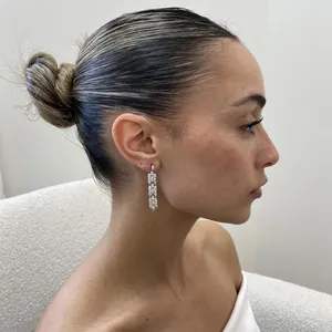 Boucles d'oreilles en diamant cultivé en laboratoire de 4,48 carats, forme poire, marquise, ronde, E-F VS1, or blanc 14 carats, bijoux de luxe - Product Image 3
