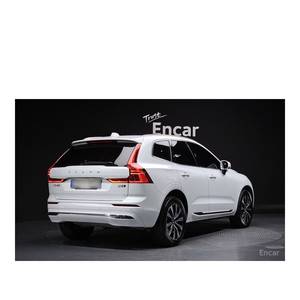 Volvo XC60 B5 Ultimate 2023 avec conduite à gauche, boîte automatique, sièges en cuir, caméra de recul, seulement 23 425 km parcourus - Product Image 2