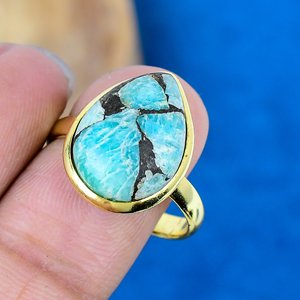 Bague artisanale en argent sterling 925 plaqué or 18 carats avec pierre précieuse naturelle en amazonite bleue en forme de poire - Product Image 3