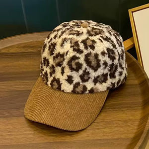 หมวกเบสบอลทรงหางม้าสำหรับผู้หญิง ผ้าตาข่ายระบายอากาศ แห้งเร็ว สำหรับฤดูร้อน  ทนทาน ใช้ได้กับกีฬา  ทรง 5 ชิ้น  ผ้าทวิลล์ - Product Image 6