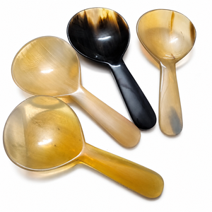 Cuillère en corne de buffle naturelle de qualité supérieure, faite à la main, écologique, polie, ustensile de service pour la table de cuisine de luxe - Product Image 5