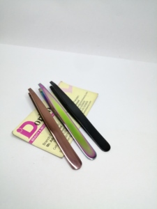 Pince à épiler professionnelle pour poils du visage, pince à épiler biseautée pour le soin des sourcils, vente en gros, pince à épiler de haute précision pour sourcils - Product Image 1