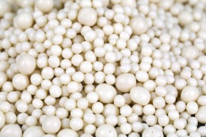 Wholesale Delicious Sweet HALAL Compound Chocolate OEM/ODM <b>Bakery</b> Decorating Cake Pearl Silver Chocolate Crispy Balls Cocoa Hot - Product Image 5