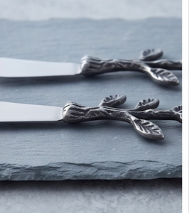 Silver Plated Cheese Set In Stainless Steel With Stylish <b>Branch</b> Handle Perfect For Elegant Dining Restaurants And Tableware Use - Product Image 3