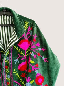 Abrigo Abierto Bohemio de Talla Grande con Bordado Floral Suzani en Terciopelo Verde, Manga Larga, Cuello Redondo, Ecológico, Informal para Mujer - Product Image 4