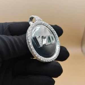 Pendentif personnalisé avec logo et nom en moissanite VVS, bijoux hip-hop, pendentif en argent 925, pendentif cercle bling pour rappeur, cadeau d'anniversaire - Product Image 5