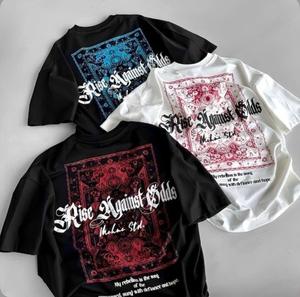 T-shirt à manches courtes pour homme Rise Against Odds, imprimé motif bandana, style streetwear, col rond, coupe classique, 100% coton - Product Image 1