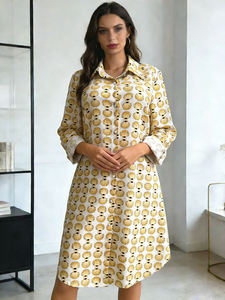 เดรสเชิ้ตผู้หญิงลายเปลือกหอยสีเหลือง แขนยาว ติดกระดุม ยาวปานกลาง ผ้าซาติน ระบายอากาศได้ดี สวยสง่า สวมใส่สบาย เหมาะสำหรับใส่ทำงาน ปี 2026 - Product Image 4