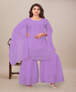 ชุดเสื้อท็อปผ้าจอร์เจตต์ปักลายพร้อมกางเกงชาราร่าและผ้าคลุมไหล่  สำหรับงานเทศกาล  ผ้าฝ้ายทอลายสีลาเวนเดอร์  มีสินค้าพร้อมส่ง  เสื้อผ้าชาติพันธุ์ - Product Image 1