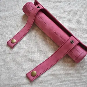 Jeu de backgammon en cuir véritable fait main avec logo personnalisé de haute qualité, design durable, meilleurs prix et faible MOQ - Product Image 3