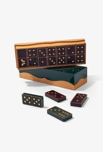 Caja Roja de Madera de Nogal Hecha a Mano con Diseño de Piezas de Cuero, Juegos Coleccionables para Fiestas, Ocio y Diversión - Product Image 2