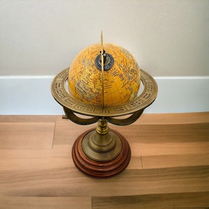 Bague du Zodiaque Inspirée de l'Astrologie, Globe Terrestre avec Base en Laiton, Design Art Déco, Rotative et Écologique - Product Image 6