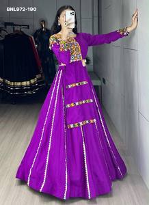 Lehenga de rayón y algodón de alta calidad con encaje colorido en toda la falda, con trabajo Gamthi en un lado y blusa con trabajo Kodi. Moda femenina. - Product Image 5