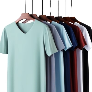 T-shirt à manches courtes pour homme en coton/élasthanne tricoté personnalisable, col en V, de haute qualité, respirant, décontracté, pour l'été - Product Image 1